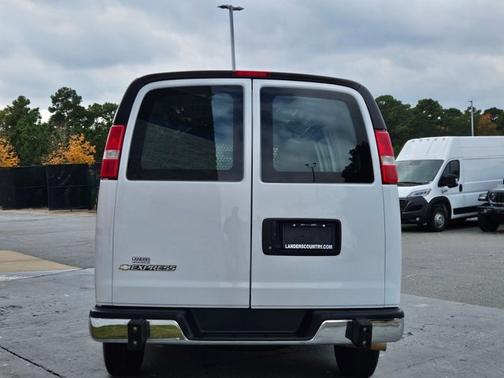 2023 Chevrolet Express 2500 