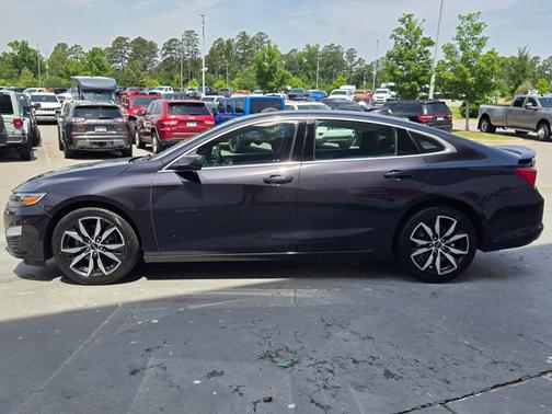 Dark Ash Metallic 2023 Chevrolet Malibu RS