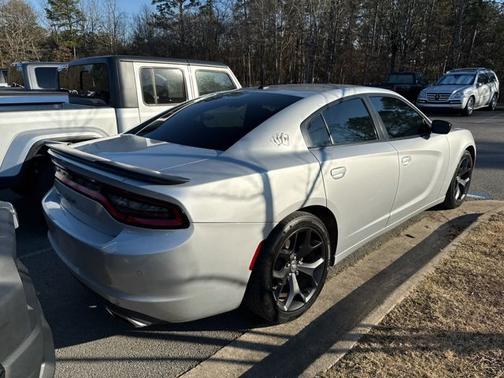 2020 Dodge Charger SXT