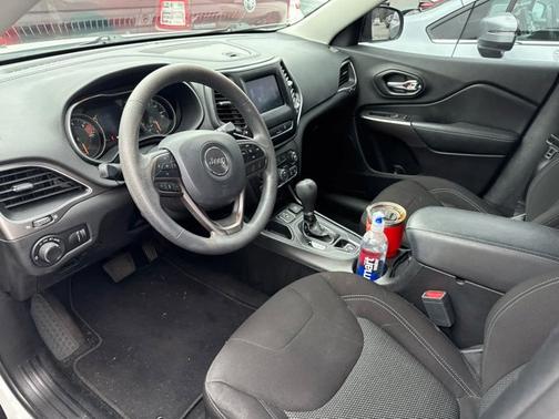 2021 Jeep Cherokee Latitude