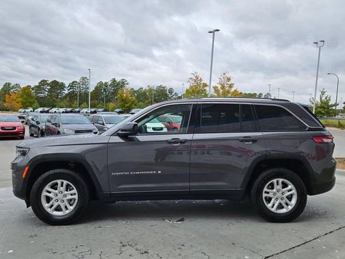 2024 Jeep Grand Cherokee Laredo