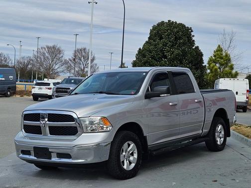 2019 RAM 1500 SLT