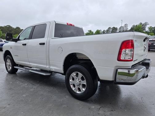 Bright White Clearcoat 2024 RAM 2500 Big Horn