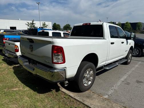 Bright White Clearcoat 2024 RAM 2500 Big Horn
