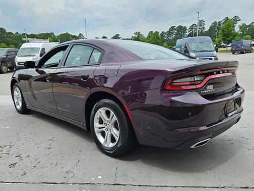 2022 Dodge Charger SE