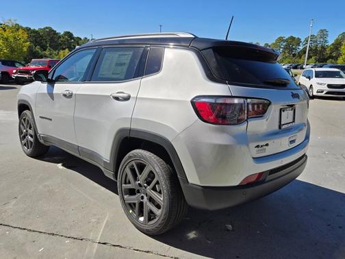 2026 Jeep Compass Limited Altitude