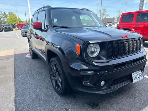 Black Clearcoat 2022 Jeep Renegade (RED) Edition