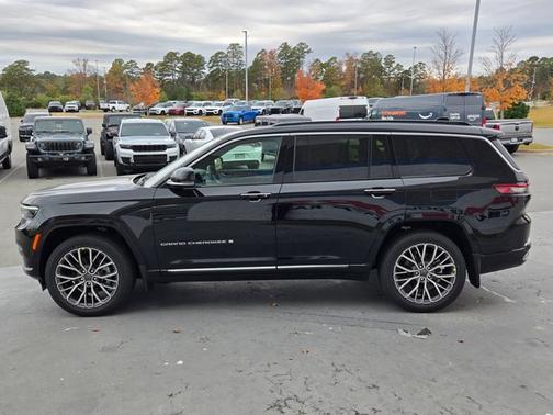 2025 Jeep Grand Cherokee L Summit Reserve