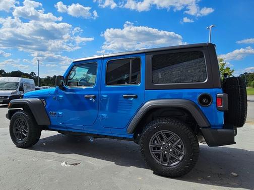 2025 Jeep Wrangler Sport S