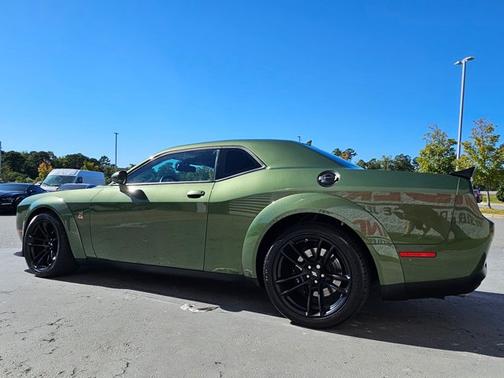 2023 Dodge Challenger R/T Scat Pack Widebody