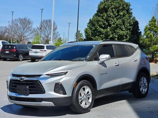 Silver Ice Metallic 2021 Chevrolet Blazer LT