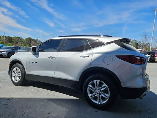 Silver Ice Metallic 2021 Chevrolet Blazer LT