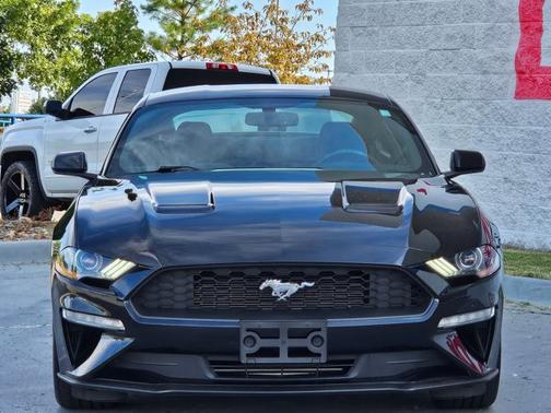 2018 Ford Mustang EcoBoost
