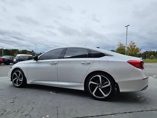 2022 Honda Accord Sport SE