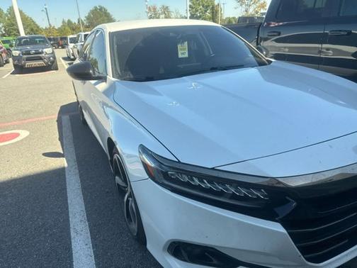 2022 Honda Accord Sport SE