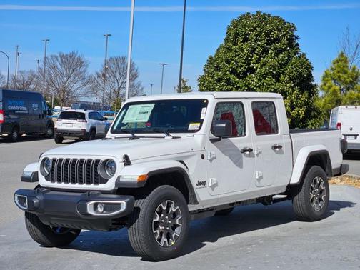 2026 Jeep Gladiator Sahara