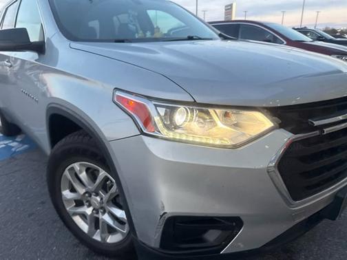 2021 Chevrolet Traverse LS