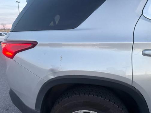 2021 Chevrolet Traverse LS