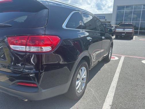 2018 Kia Sorento LX V6