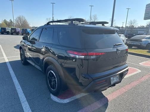 Super Black 2024 Nissan Pathfinder Rock Creek