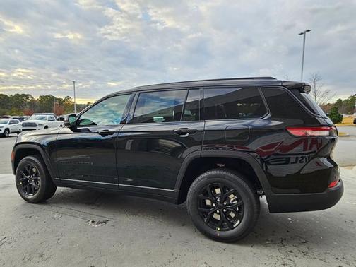 2025 Jeep Grand Cherokee L Altitude X