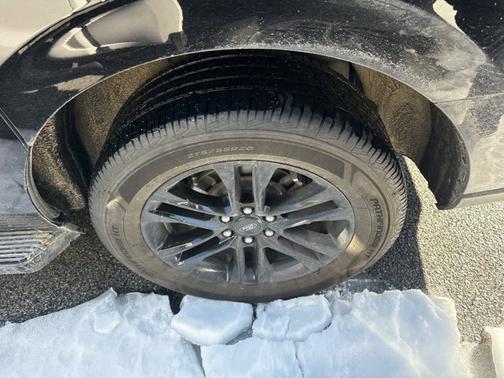 2022 Ford Expedition Max XLT