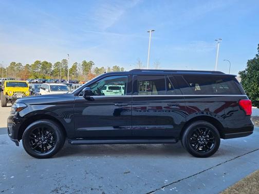 2022 Ford Expedition Max XLT