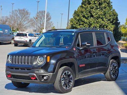 2023 Jeep Renegade Trailhawk
