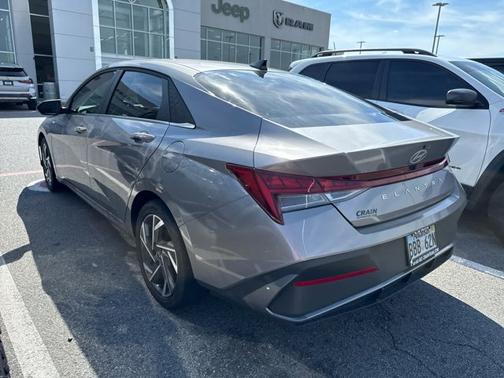 2025 Hyundai ELANTRA SEL Convenience