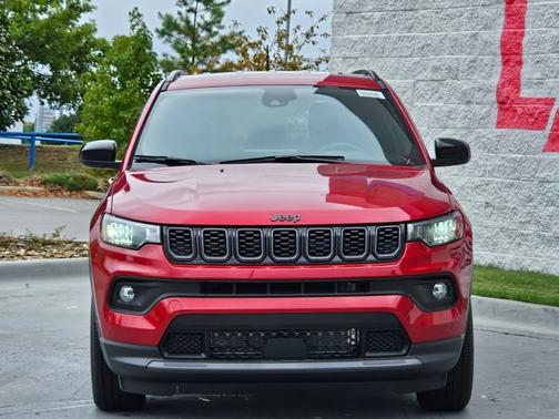 2026 Jeep Compass Latitude Altitude