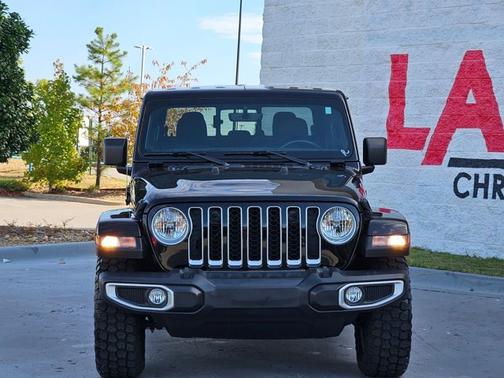 2022 Jeep Gladiator Overland