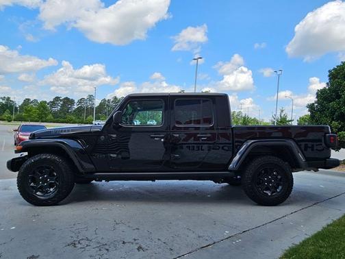 2023 Jeep Gladiator Willys