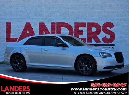 2021 Chrysler 300 Touring
