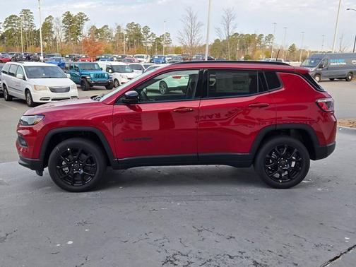 2026 Jeep Compass Latitude Altitude