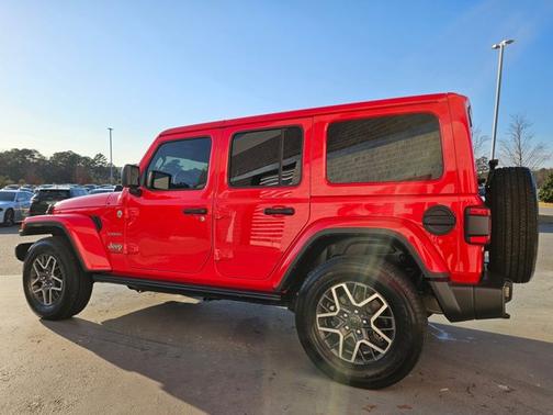 2024 Jeep Wrangler Sahara