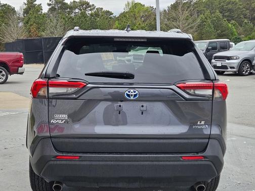 2021 Toyota RAV4 Hybrid LE