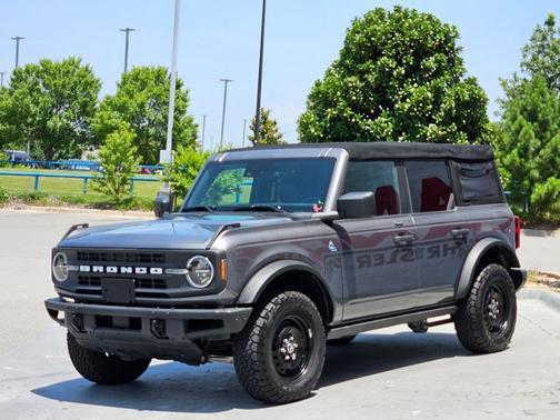 2021 Ford Bronco Black Diamond