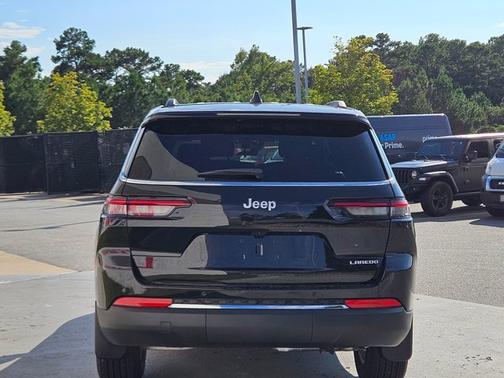 2025 Jeep Grand Cherokee L Laredo
