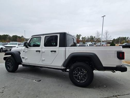 2026 Jeep Gladiator Sport S