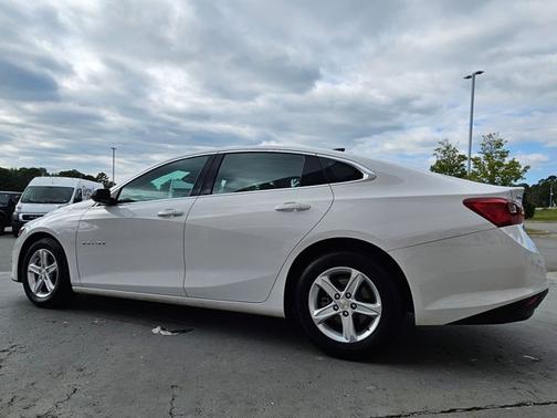 2022 Chevrolet Malibu 1LS