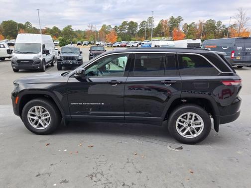 2025 Jeep Grand Cherokee 