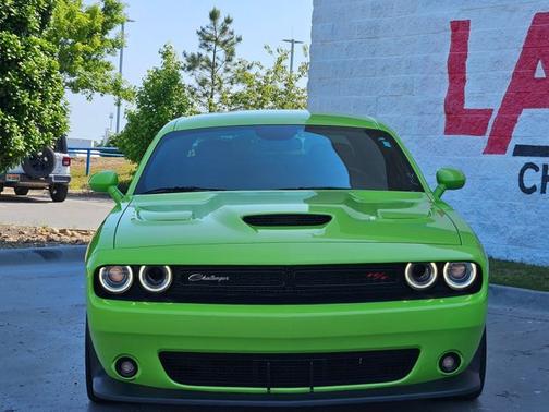 Sublime Metallic Clearcoat 2023 Dodge Challenger R/T Scat Pack