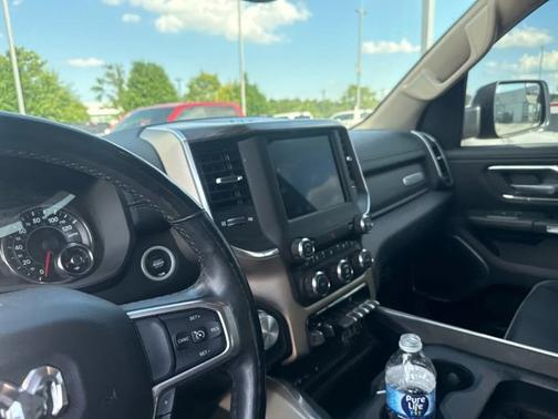 Flame Red Clearcoat 2019 RAM 1500 Laramie