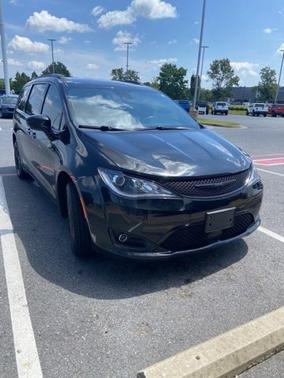 2020 Chrysler Pacifica Launch Edition