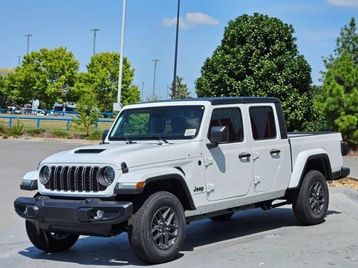2025 Jeep Gladiator Sport S