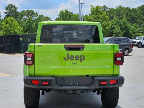 2025 Jeep Gladiator Rubicon X