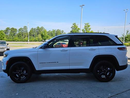 2024 Jeep Grand Cherokee Altitude X