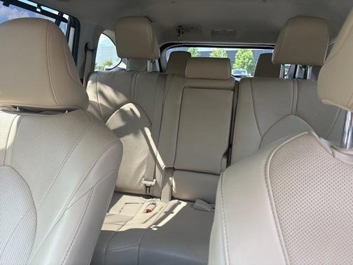 2021 Toyota Highlander Hybrid Limited
