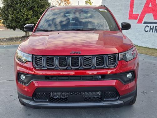 2026 Jeep Compass Latitude Altitude