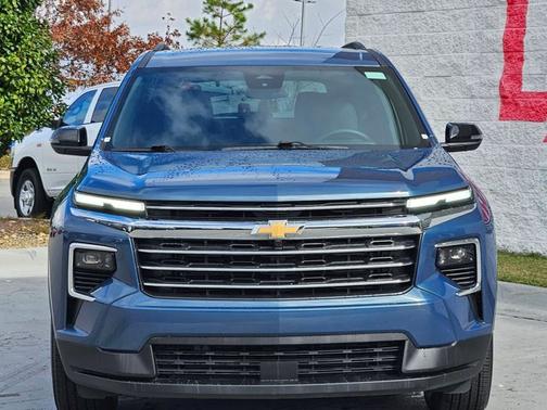 2025 Chevrolet Traverse FWD LT